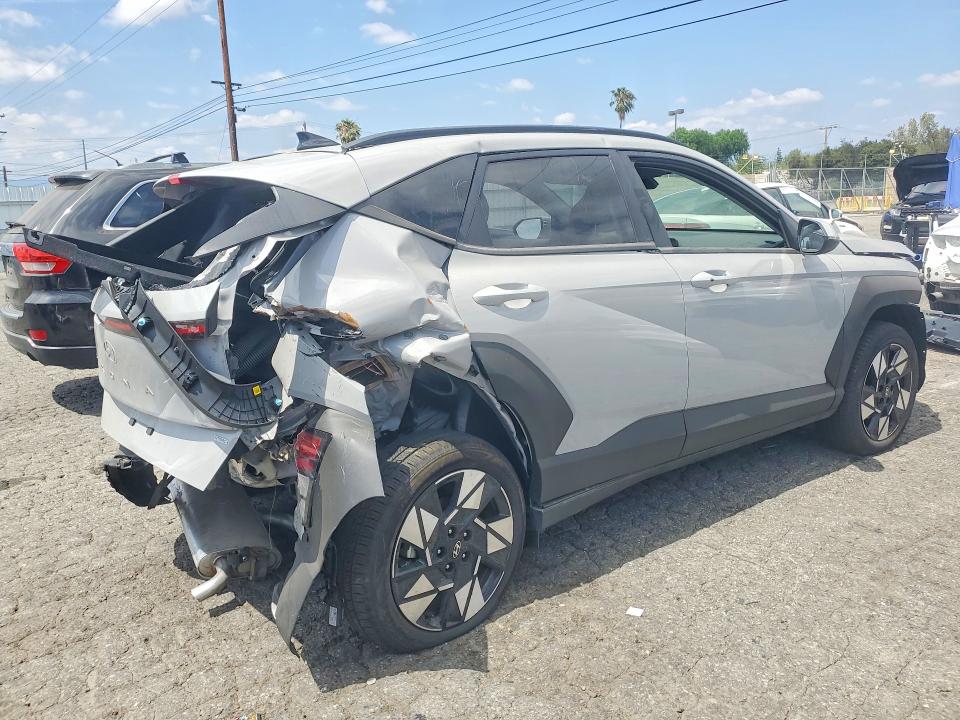 2025 Hyundai Kona მანქანა იყიდება აუქციონზე, vin: KM8HBCAB6SU305976, აუქციონის ნომერი: 55015216