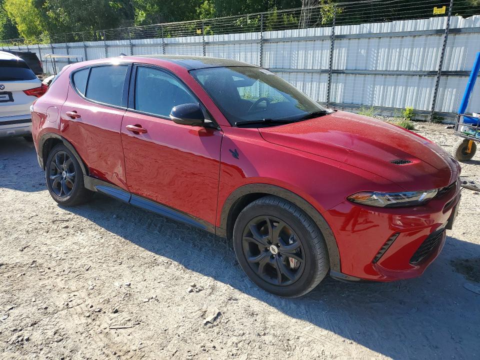 2024 Dodge Hornet მანქანა იყიდება აუქციონზე, vin: ZACPDFDW5R3A21915, აუქციონის ნომერი: 52905636