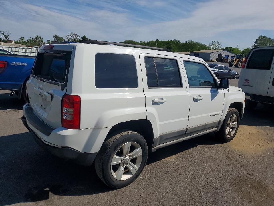 53241156 :رقم المزاد ، 1J4NF1GB3BD126831 vin ، 2011 Jeep Patriot مزاد بيع