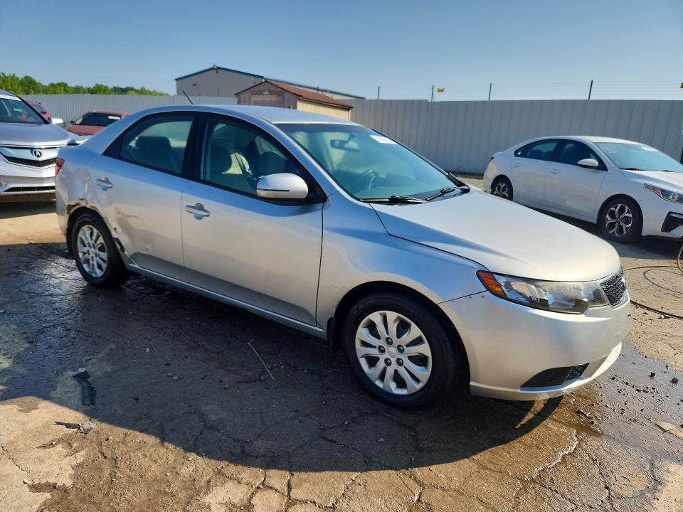 2013 Kia Forte მანქანა იყიდება აუქციონზე, vin: KNAFU4A20D5733726, აუქციონის ნომერი: 53580466