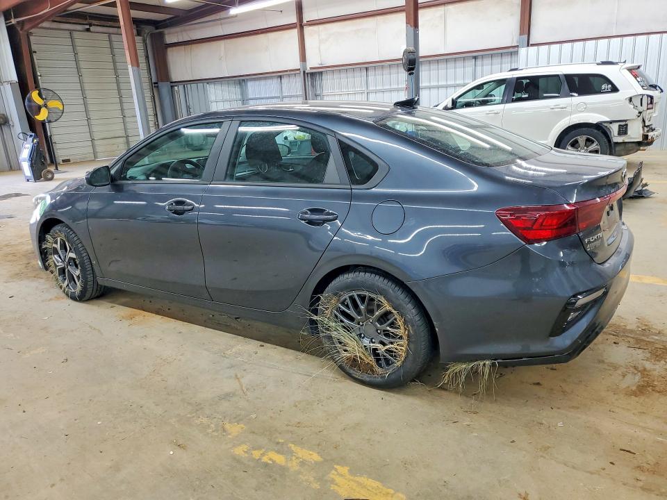 2021 Kia Forte მანქანა იყიდება აუქციონზე, vin: 3KPF24AD9ME279135, აუქციონის ნომერი: 52813006