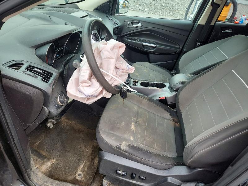 2014 Ford Escape მანქანა იყიდება აუქციონზე, vin: 1FMCU9G98EUB85677, აუქციონის ნომერი: 52930876