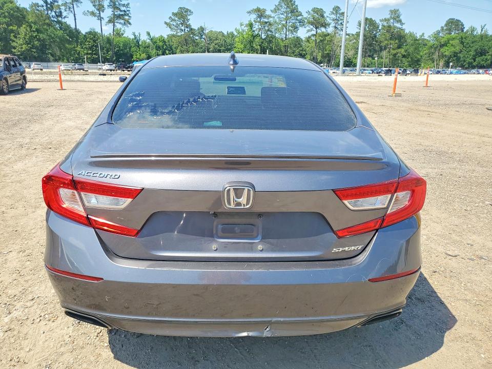 2018 Honda Accord მანქანა იყიდება აუქციონზე, vin: 1HGCV1F3XJA056272, აუქციონის ნომერი: 53805876