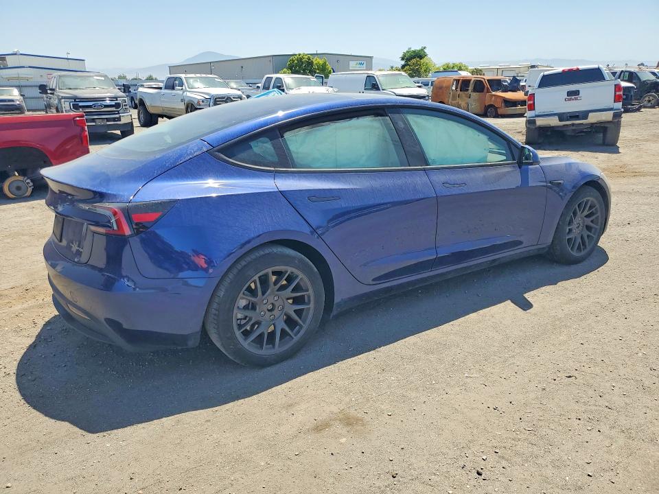 2025 Tesla Model 3 მანქანა იყიდება აუქციონზე, vin: 5YJ3E1EB8SF879928, აუქციონის ნომერი: 52992026