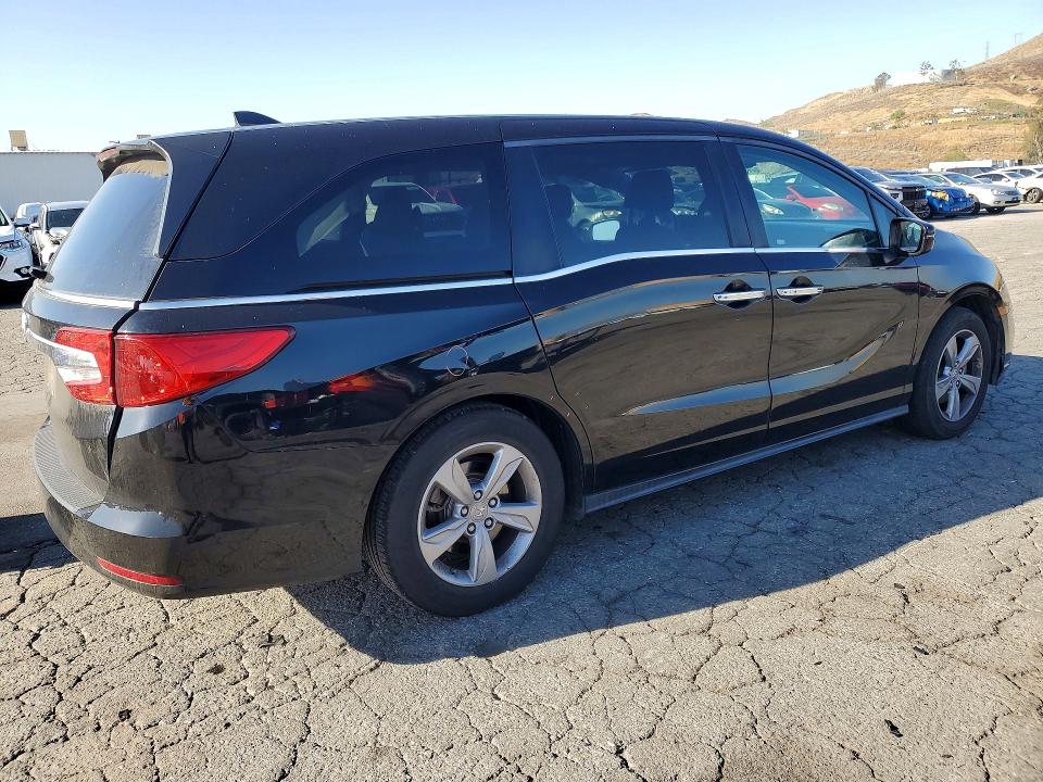 52273346 :رقم المزاد ، 5FNRL6H7XKB061590 vin ، 2019 Honda Odyssey مزاد بيع
