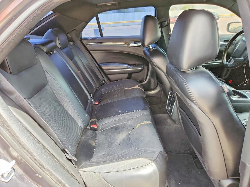 52961446 :رقم المزاد ، 2C3CCAET3EH105040 vin ، 2014 Chrysler 300c مزاد بيع