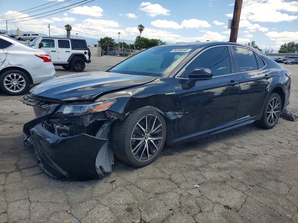 54934446 :رقم المزاد ، 4T1G31AKXMU552174 vin ، 2021 Toyota Camry مزاد بيع