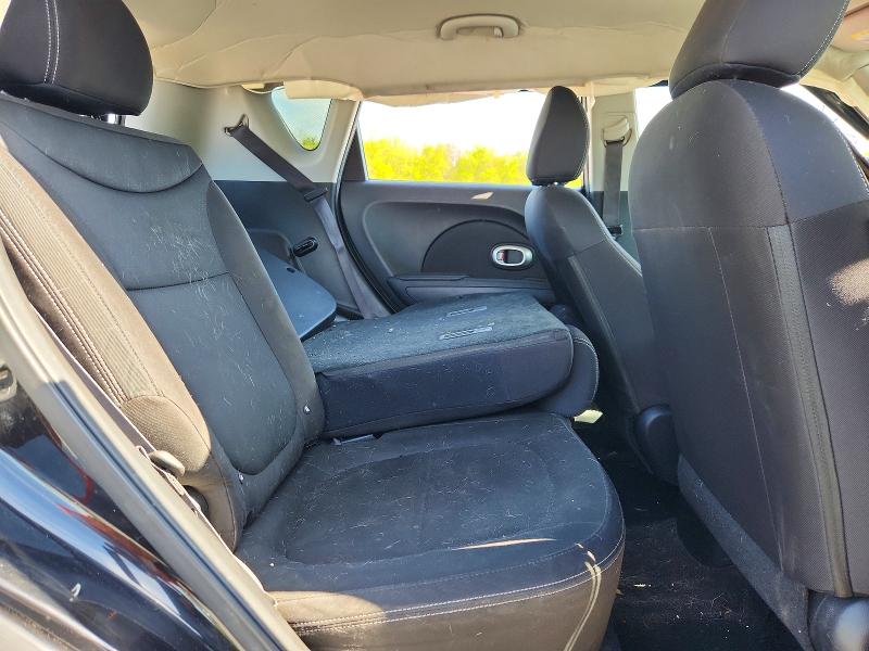 53441886 :رقم المزاد ، KNDJN2A27F7227347 vin ، 2015 Kia Soul مزاد بيع