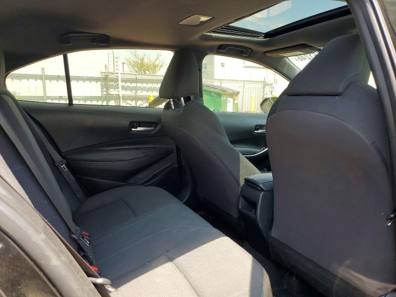 53561246 :رقم المزاد ، 5YFB4MBE5NP107426 vin ، 2022 Toyota Corolla مزاد بيع