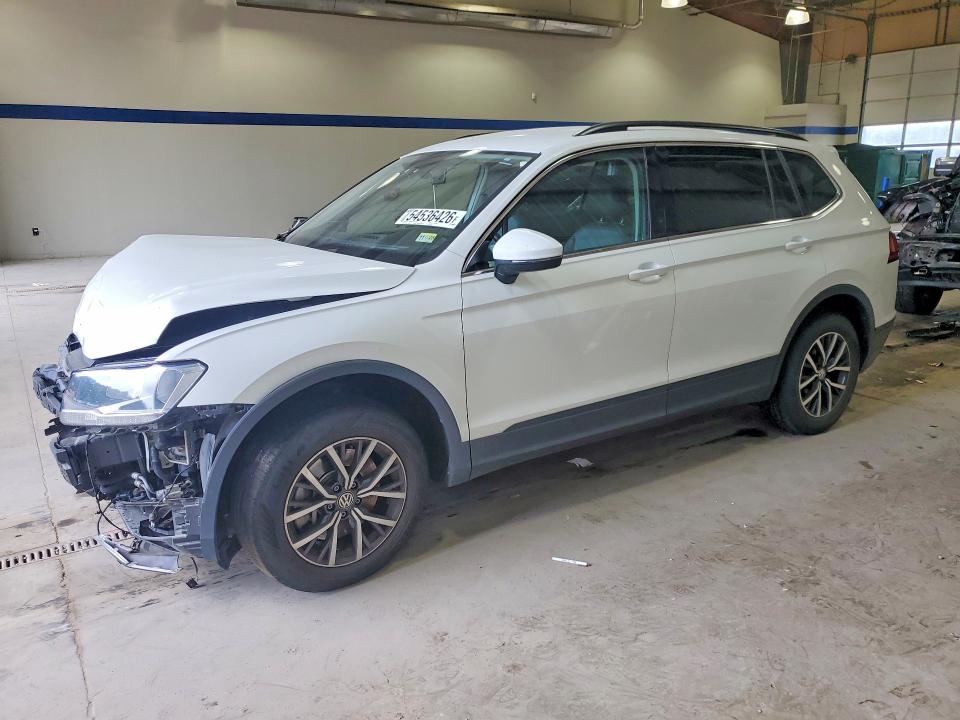 Продажа на аукционе авто 2019 Volkswagen Tiguan, vin: 3VV2B7AX2KM176816, номер лота: 54536426