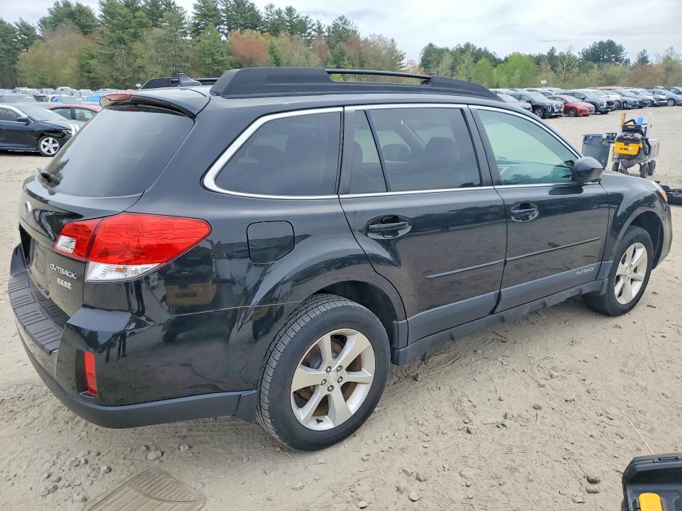 52344256 :رقم المزاد ، 4S4BRBLC0E3302714 vin ، 2014 Subaru Outback مزاد بيع