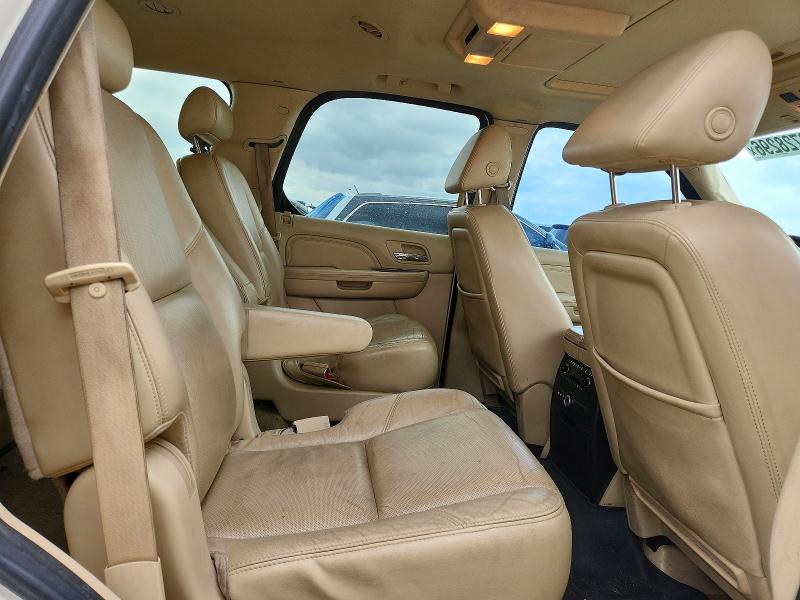 2008 Cadillac Escalade მანქანა იყიდება აუქციონზე, vin: 1GYFK63878R208743, აუქციონის ნომერი: 52728296