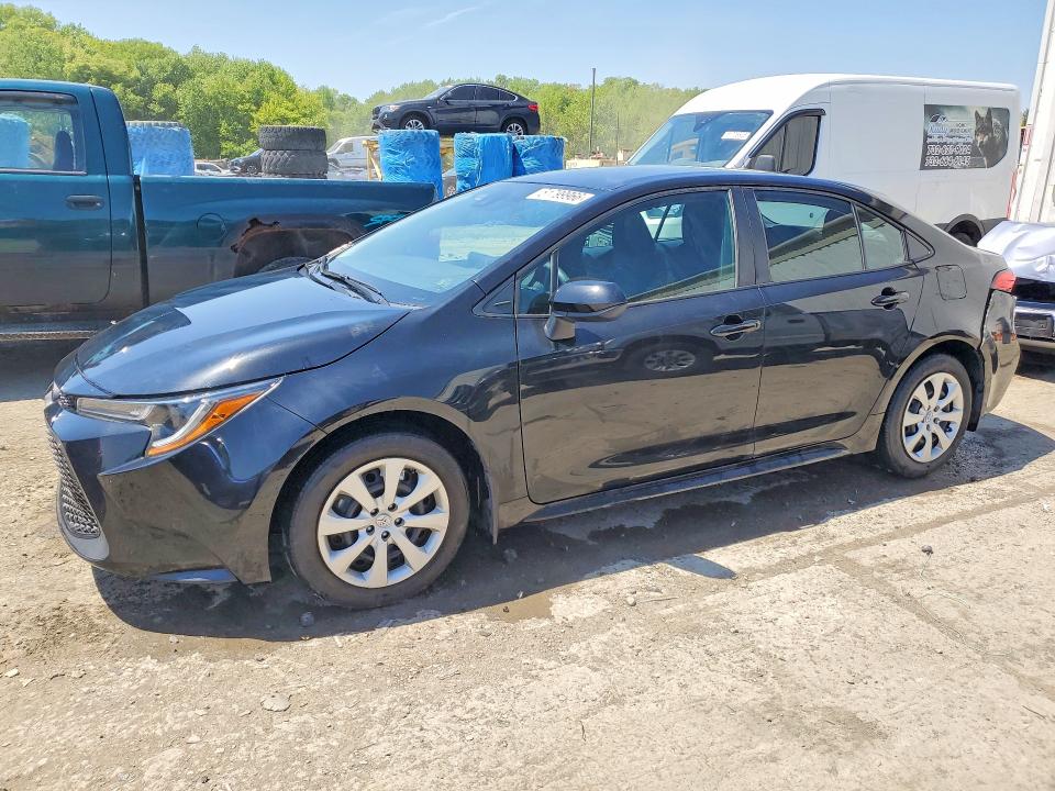51799966 :رقم المزاد ، 5YFEPMAE3NP305704 vin ، 2022 Toyota Corolla مزاد بيع