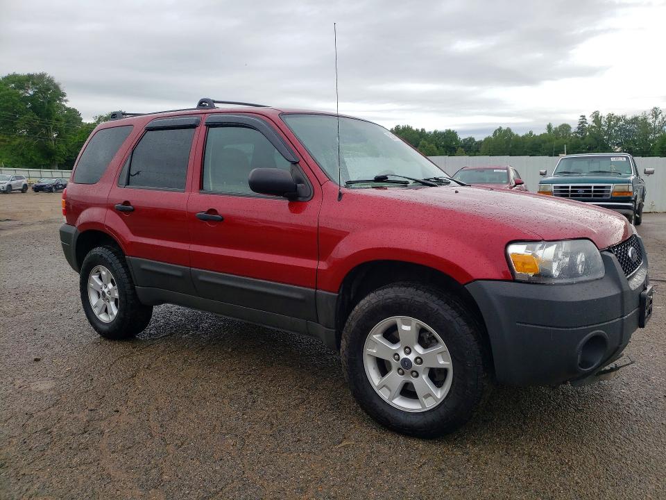 2005 Ford Escape მანქანა იყიდება აუქციონზე, vin: 1FMYU93145KA96769, აუქციონის ნომერი: 52704496