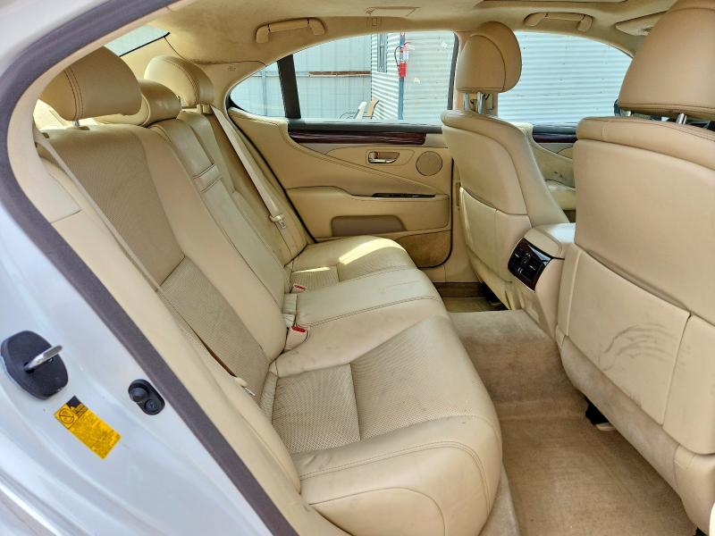 2014 Lexus Ls მანქანა იყიდება აუქციონზე, vin: JTHCL5EF4E5021702, აუქციონის ნომერი: 52040286