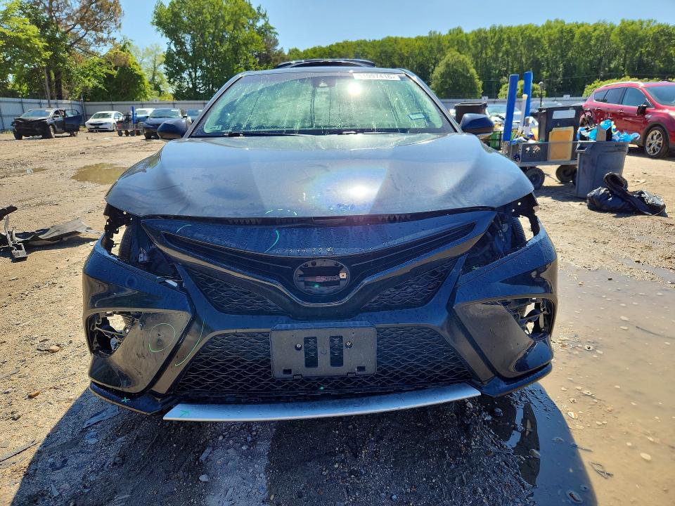Продажа на аукционе авто 2019 Toyota Camry, vin: 4T1B61HK8KU285864, номер лота: 51997416