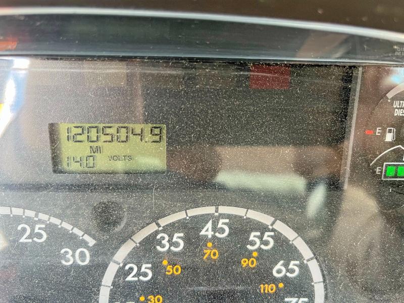 53656696 :رقم المزاد ، 4UZABRDU2FCGG9548 vin ، 2015 Freightliner Chassis مزاد بيع
