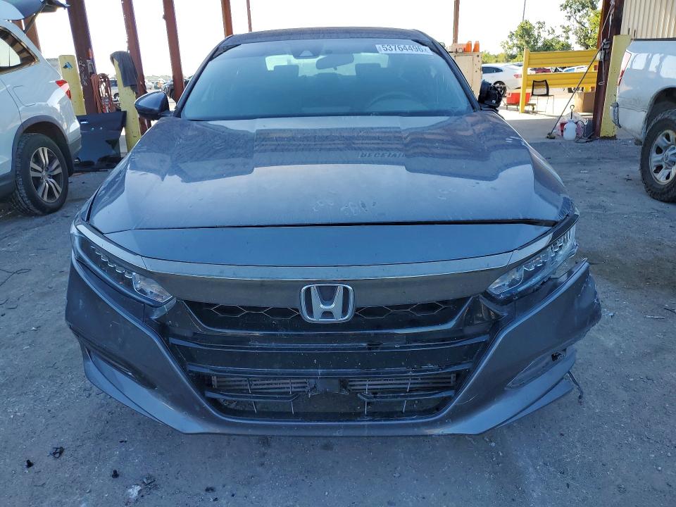 Продажа на аукционе авто 2018 Honda Accord, vin: 1HGCV1F37JA155700, номер лота: 53764496