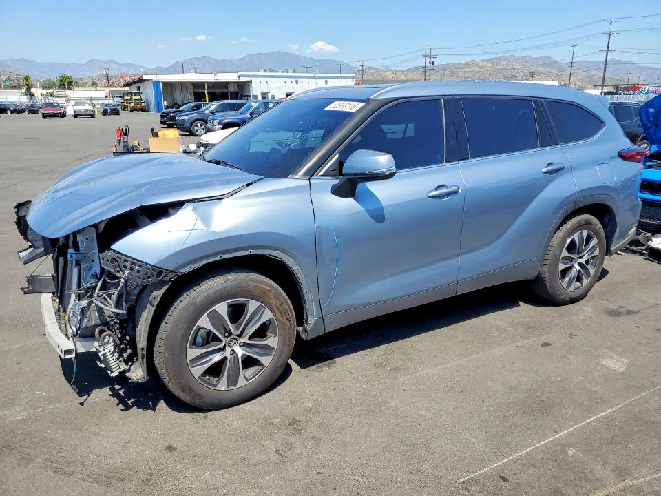 Auction sale of the 2021 Toyota Highlander, vin: 5TDHZRAH6MS068565, lot number: 52868116