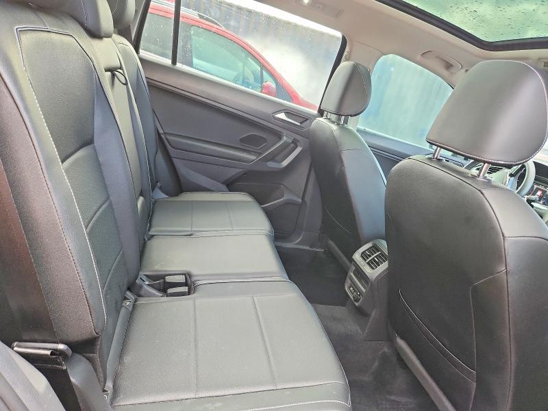 51754786 :رقم المزاد ، 3VV2B7AX8MM072771 vin ، 2021 Volkswagen Tiguan مزاد بيع