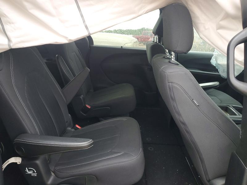 53108396 :رقم المزاد ، 2C4RC1FG1KR653261 vin ، 2019 Chrysler Pacifica مزاد بيع