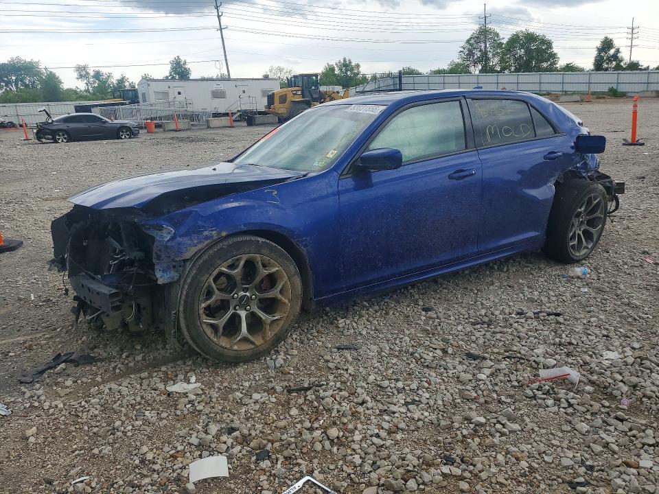Продажа на аукционе авто 2018 Chrysler 300, vin: 2C3CCABT8JH177186, номер лота: 53031556