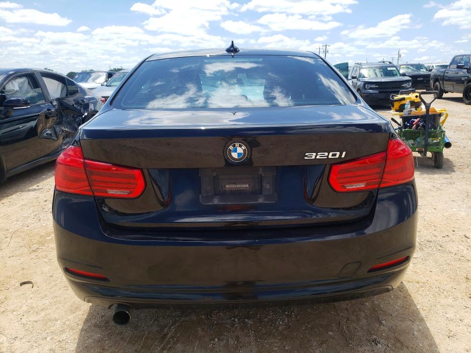 Продаж на аукціоні авто 2017 Bmw 320, vin: WBA8E1G35HNU18642, номер лоту: 53167226