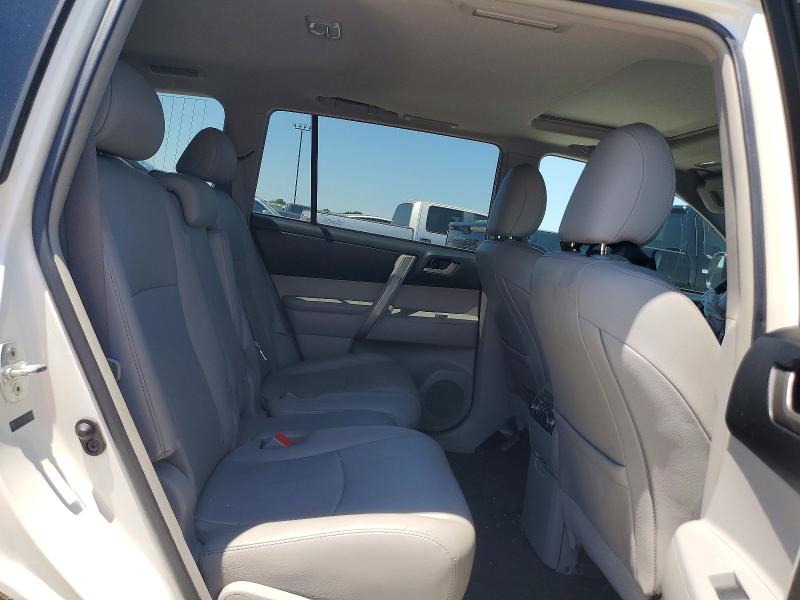 Продажа на аукционе авто 2013 Toyota Highlander, vin: 5TDZK3EH2DS096802, номер лота: 53439016