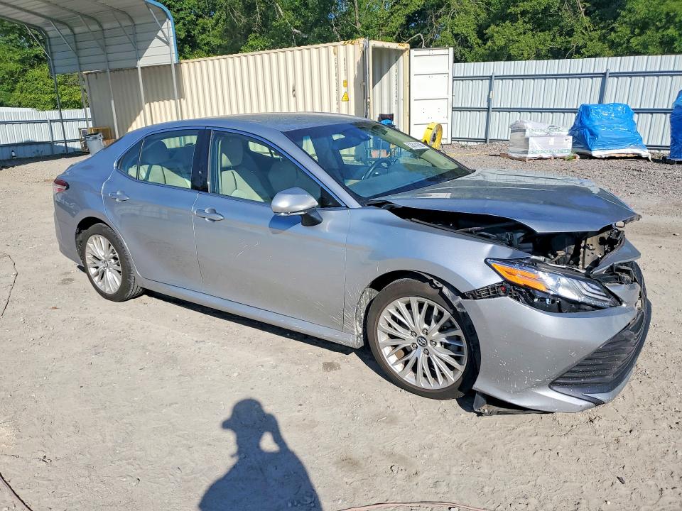 Продажа на аукционе авто 2018 Toyota Camry, vin: 4T1B11HK5JU157112, номер лота: 53314106