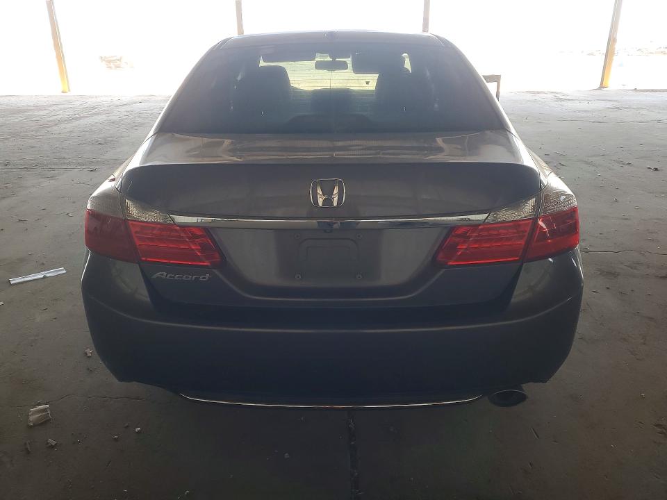 Auction sale of the 2015 Honda Accord, vin: 1HGCR2F88FA071060, lot number: 55077906