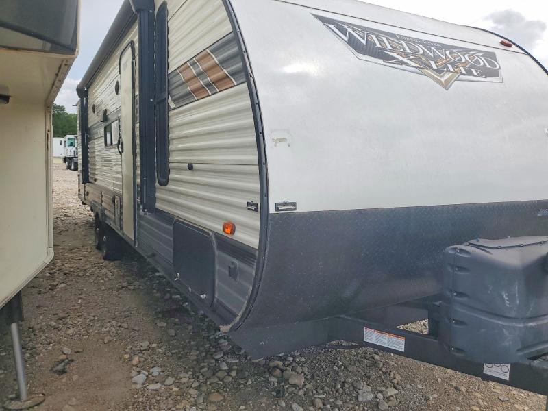53027776 :رقم المزاد ، 4X4TWDC27N7372881 vin ، 2022 Foresriver Wildwood مزاد بيع