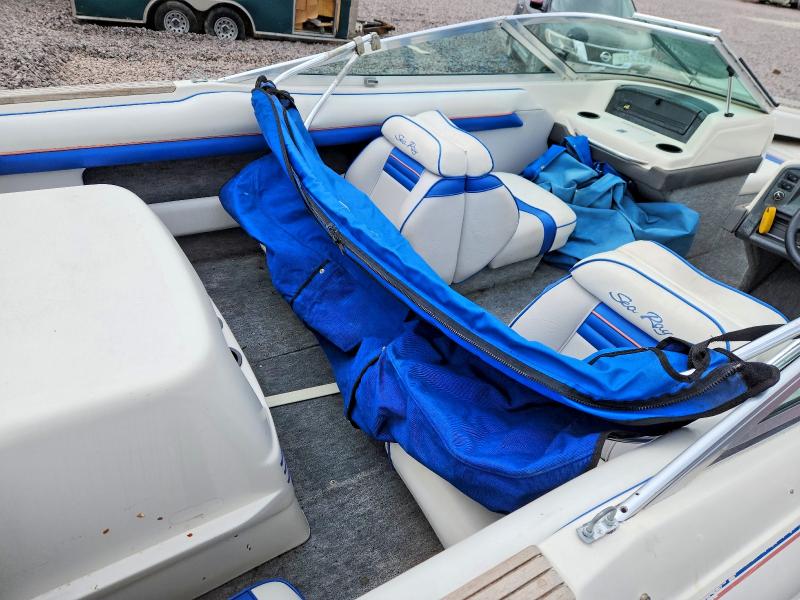 1993 Sea Ray 180br მანქანა იყიდება აუქციონზე, vin: SERV3643A393, აუქციონის ნომერი: 51031276