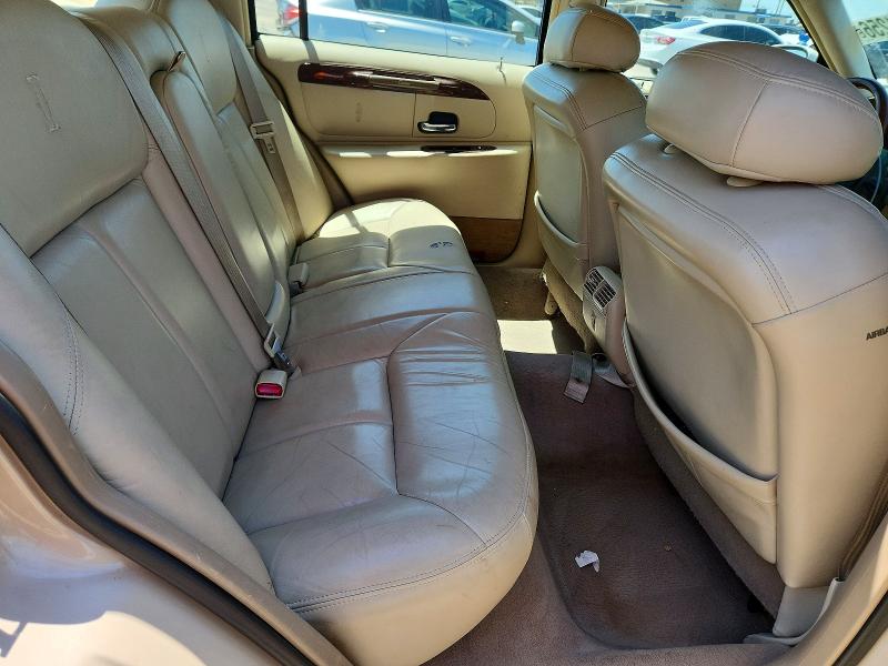 Продажа на аукционе авто 2000 Lincoln Town Car, vin: 1LNHM83W6YY877221, номер лота: 53451256
