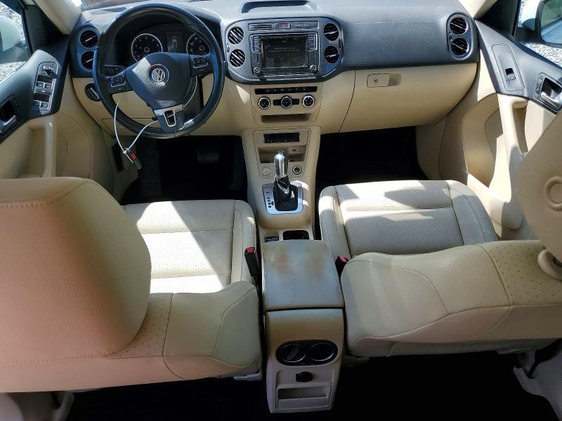 2017 Volkswagen Tiguan მანქანა იყიდება აუქციონზე, vin: WVGSV7AXXHK002512, აუქციონის ნომერი: 55624186
