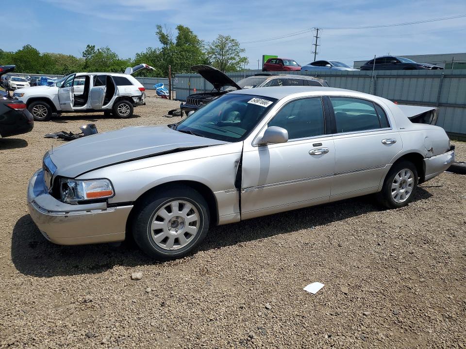 Aukcja sprzedaży 2003 Lincoln Town Car, vin: 1LNHM81WX3Y653722, numer aukcji: 54901666