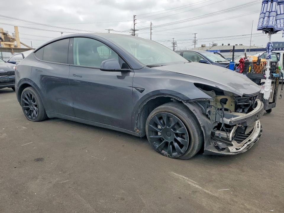 54003606 :رقم المزاد ، 7SAYGDEE7RF036070 vin ، 2024 Tesla Model Y مزاد بيع