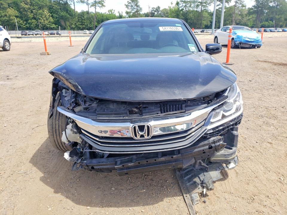 Продажа на аукционе авто 2017 Honda Accord, vin: 1HGCR3F88HA036625, номер лота: 54116536