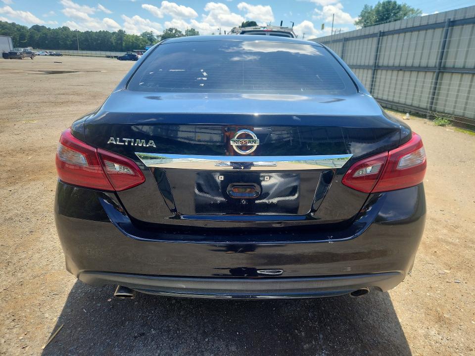 2018 Nissan Altima მანქანა იყიდება აუქციონზე, vin: 1N4AL3AP9JC478643, აუქციონის ნომერი: 55143716
