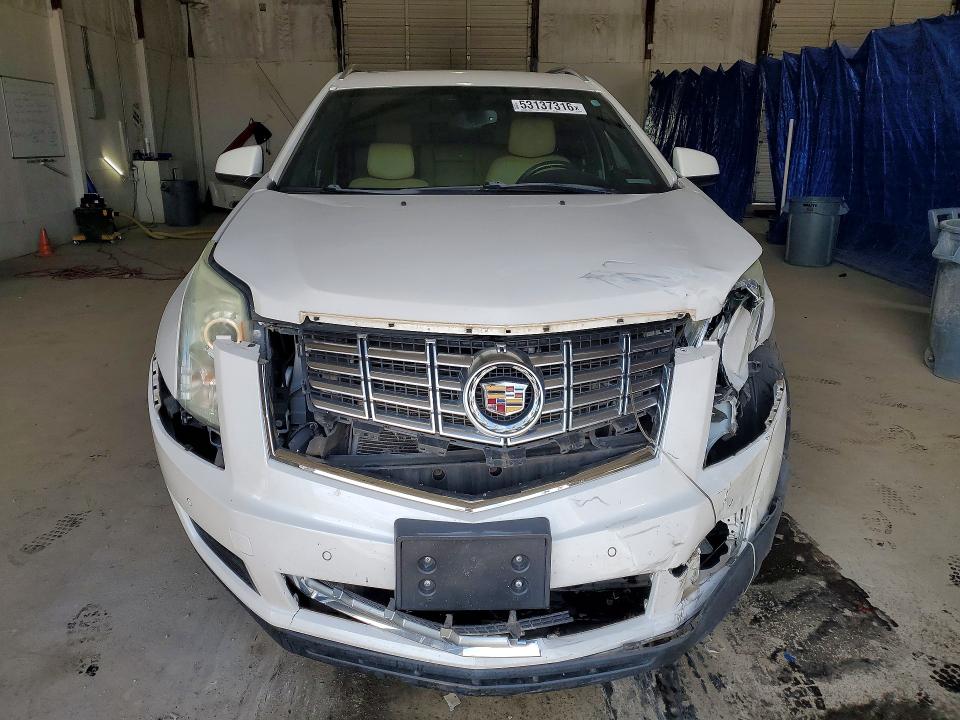 53137316 :رقم المزاد ، 3GYFNBE36FS603587 vin ، 2015 Cadillac Srx مزاد بيع