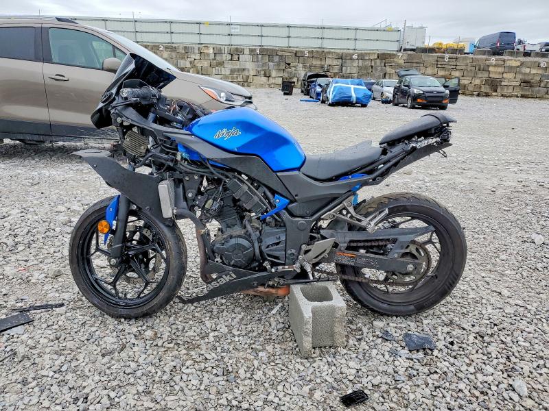 54413216 :رقم المزاد ، JKAEX8A16HDA30693 vin ، 2017 Kawasaki Ex300 مزاد بيع
