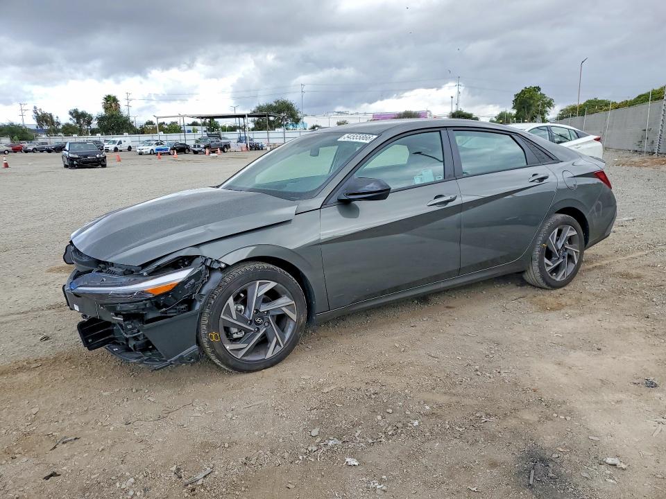 Auction sale of the 2025 Hyundai Elantra, vin: KMHLM4DG2SU909526, lot number: 54555866