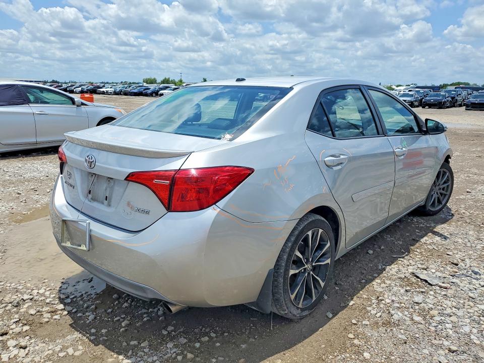 54698336 :رقم المزاد ، 2T1BURHE2HC769330 vin ، 2017 Toyota Corolla مزاد بيع