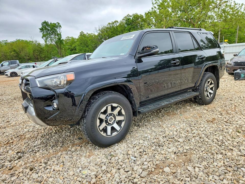 52358056 :رقم المزاد ، JTERU5JR3P6172192 vin ، 2023 Toyota 4runner مزاد بيع