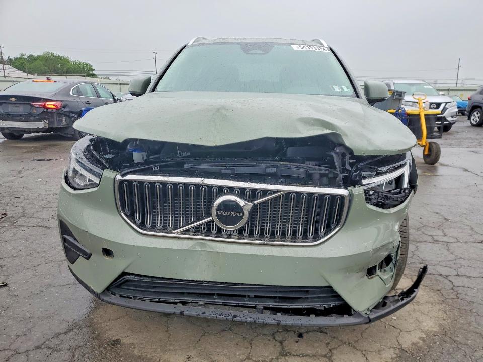 2025 Volvo Xc40 მანქანა იყიდება აუქციონზე, vin: YV4L12UJ1S2570263, აუქციონის ნომერი: 54493366