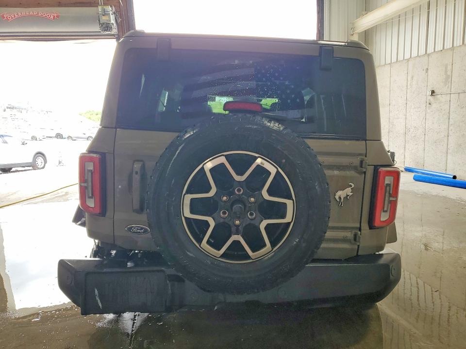Продажа на аукционе авто 2025 Ford Bronco, vin: 1FMDE8BH1SLA90180, номер лота: 52166936