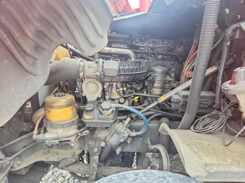 52198346 :رقم المزاد ، 1FUGGLDR2HLGZ8721 vin ، 2017 Freigliner Cascadia 125 مزاد بيع