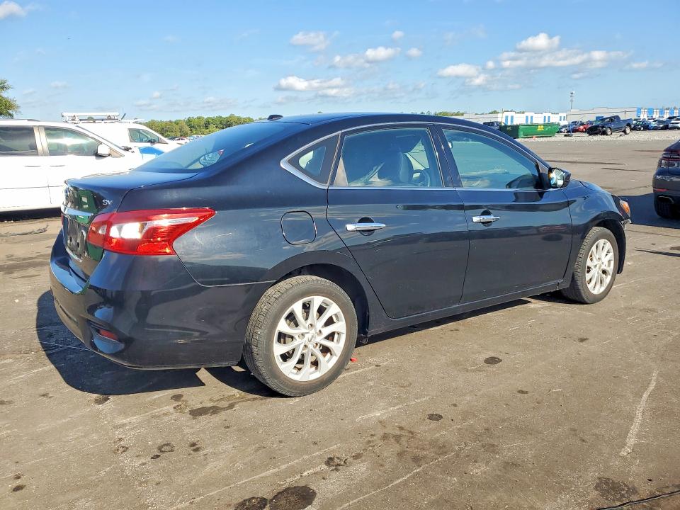 2018 Nissan Sentra მანქანა იყიდება აუქციონზე, vin: 3N1AB7AP8JY243228, აუქციონის ნომერი: 53422606