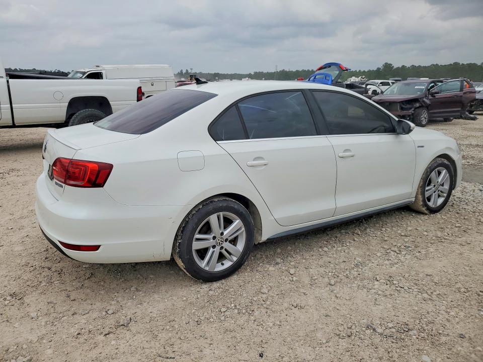 52546036 :رقم المزاد ، 3VW637AJ2DM229443 vin ، 2013 Volkswagen Jetta مزاد بيع