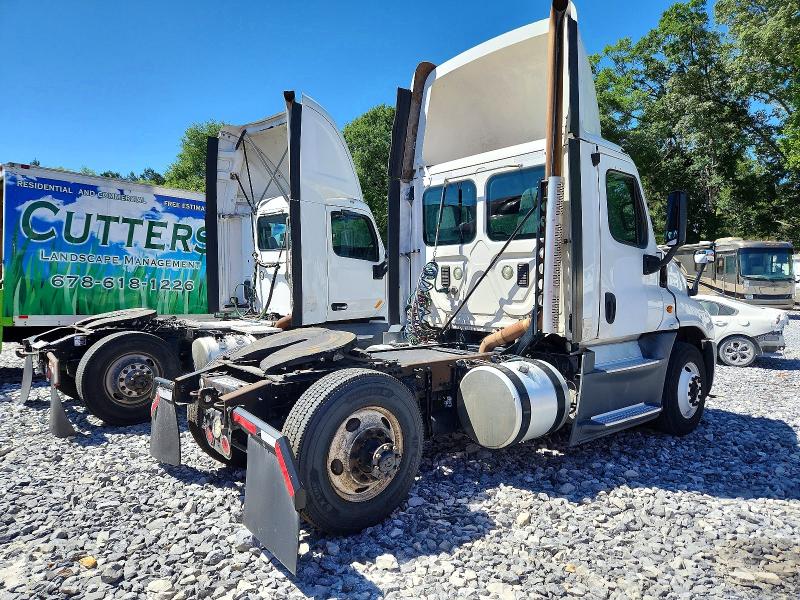 2016 Freightliner Cascadia 125 მანქანა იყიდება აუქციონზე, vin: 1FUBGEDV5GLHC5715, აუქციონის ნომერი: 50612986