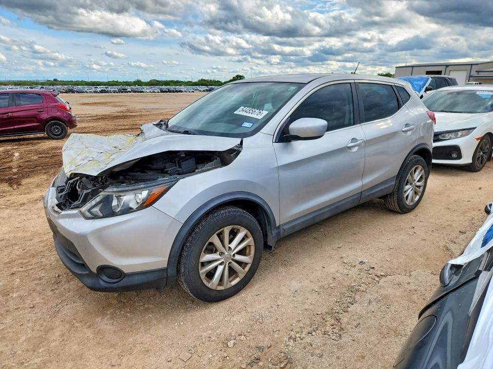 54485676 :رقم المزاد ، JN1BJ1CP6HW012105 vin ، 2017 Nissan Rogue Sport مزاد بيع